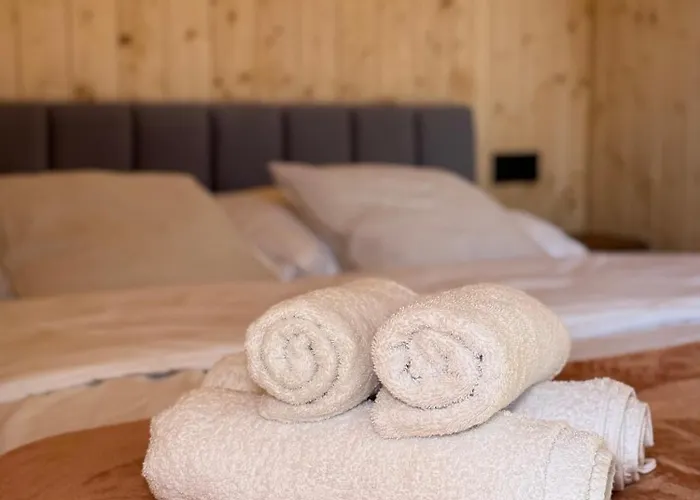 Semesterbostad Stodoly Slona Zatoka *